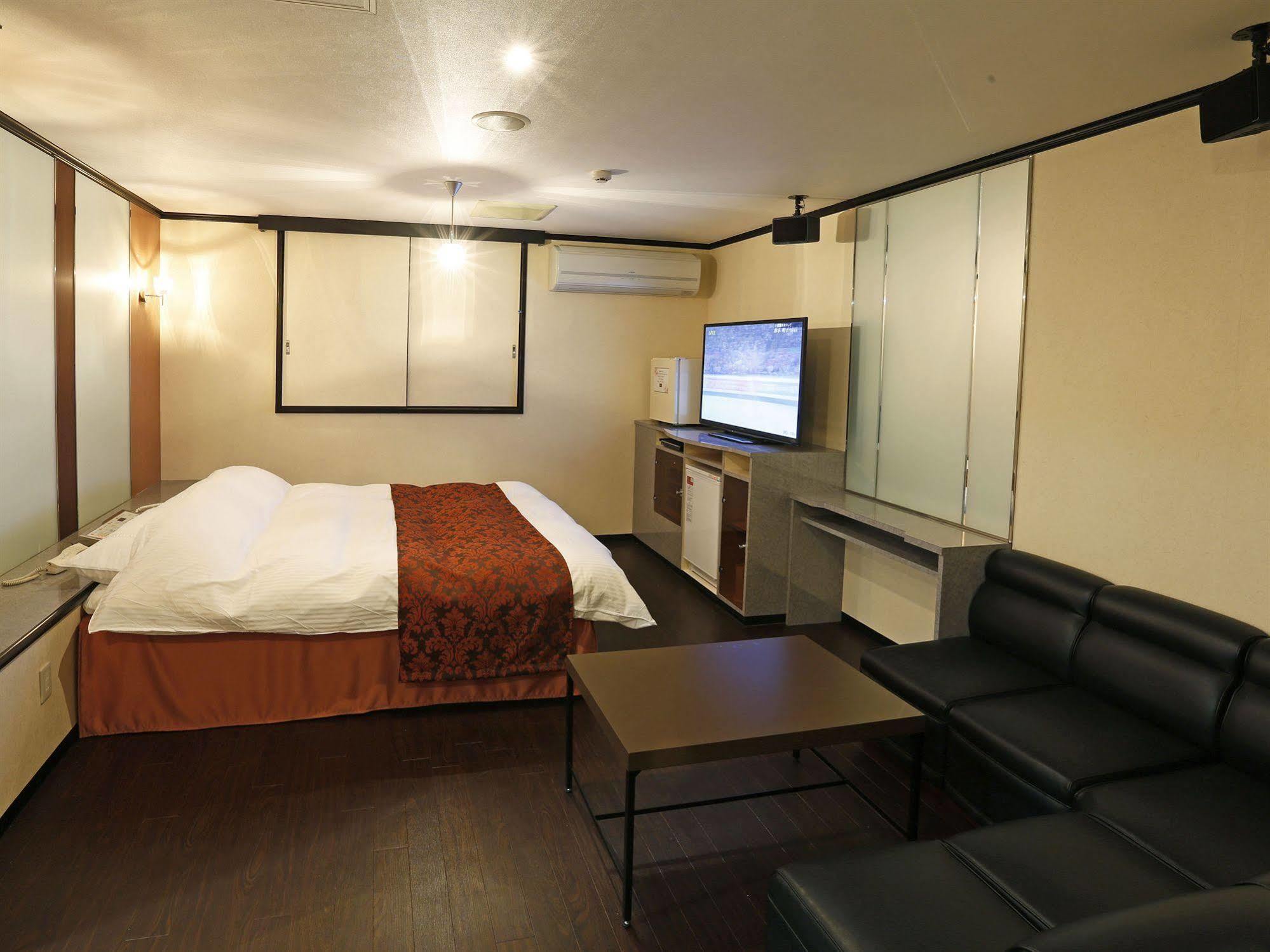 Hotel Fine Garden Gifu (Adults Only) Kakamigahara Εξωτερικό φωτογραφία